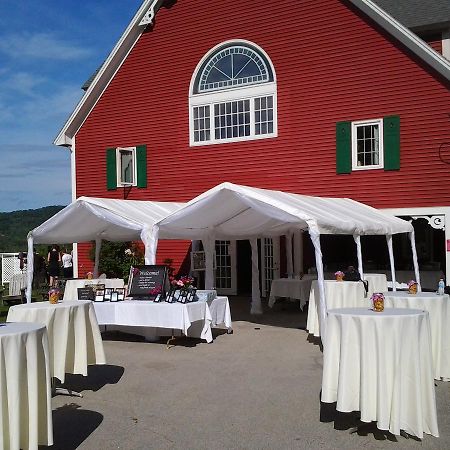 Lodge At Millstone Hill Barre Buitenkant foto